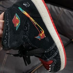 Toddler shoes size 8c